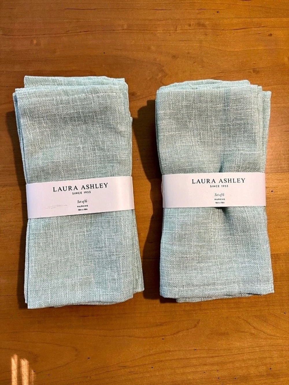 Laura Ashley Hand Towels in Green NWT Set of 12